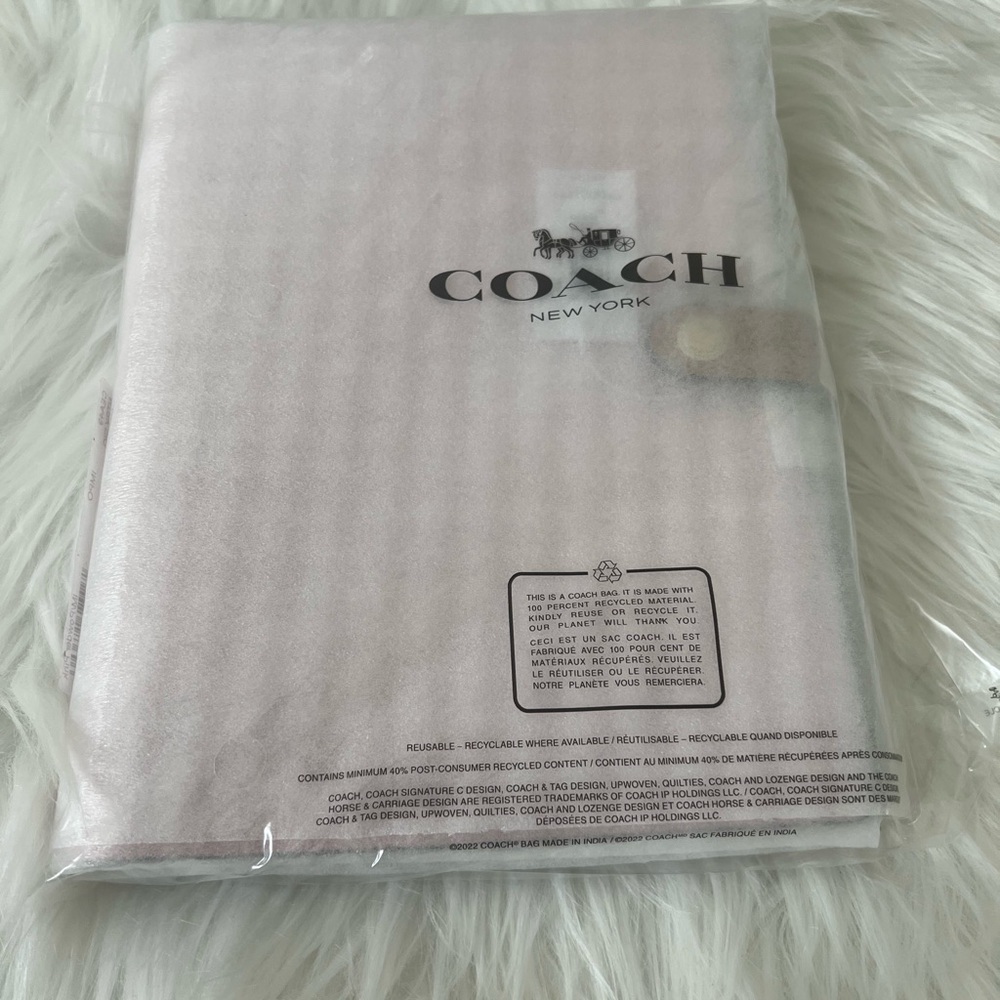Coach powder pink notebook NWT brand new - Picture 3 of 5